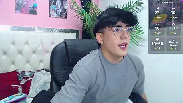 Snapshot of nolan_twink1 chatting on March 2025 06:47:01 PM nolan twink1 online show from March 2025 06:47:01 PM