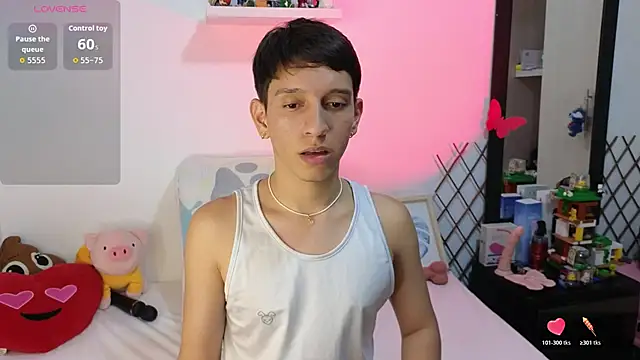 Snapshot of milky__boy_ chatting on November 2025 04:22:02 AM milky boy online show from November 2025 04:22:02 AM