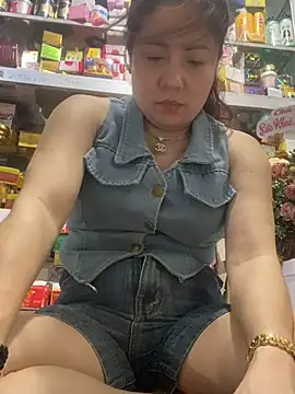 Snapshot of Cesywet chatting on March 2025 09:46:01 AM Cesywet online show from March 2025 09:46:01 AM