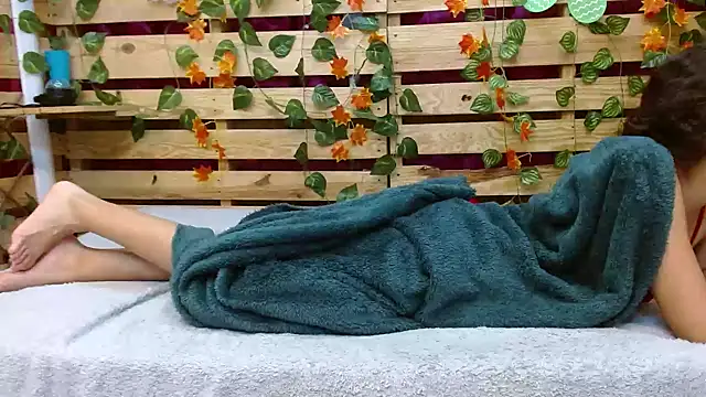 daniela rivasth online show from February 2025 09:43:01 AM