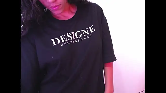 daniela rivasth online show from October 2025 06:02:02 AM