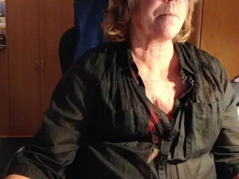 Snapshot of _sunshine__ chatting on November 2025 07:30:02 PM sunshine online show from November 2025 07:30:02 PM