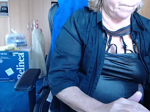 Snapshot of _sunshine__ chatting on November 2025 02:49:01 PM sunshine online show from November 2025 02:49:01 PM