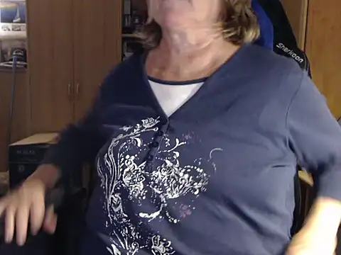 Snapshot of _sunshine__ chatting on November 2025 04:18:01 PM sunshine online show from November 2025 04:18:01 PM