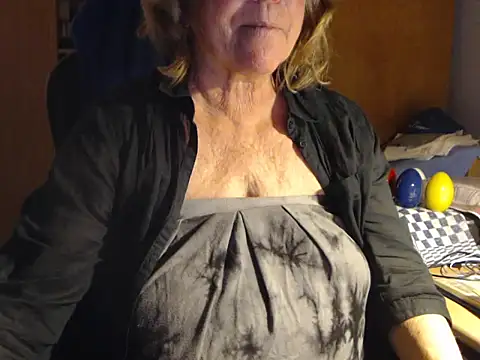  sunshine   online show from April 2026 06:49:01 PM