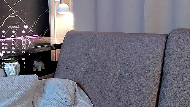 EdithHaskell online show from February 2025 07:41:01 PM