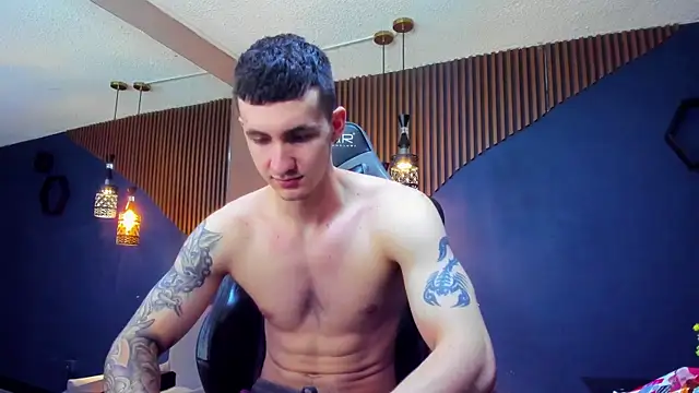 JacksonOlsenn online show from March 2025 04:23:02 PM