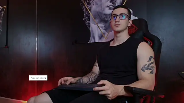 JacksonOlsenn online show from October 2025 08:35:01 PM