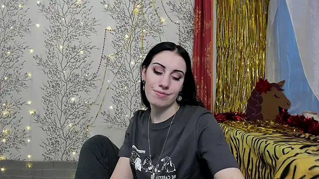 Mary0Lou online show from December 2024 02:43:02 AM