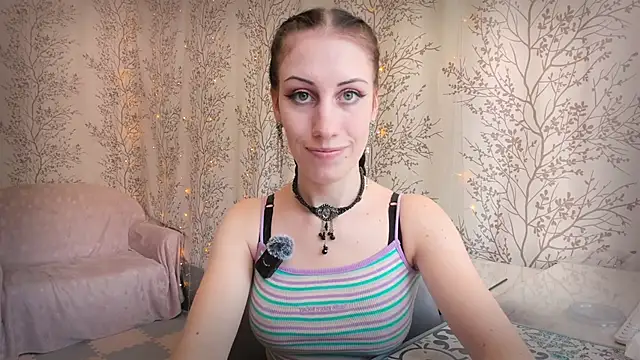 Mary0Lou online show from July 2026 05:53:02 AM