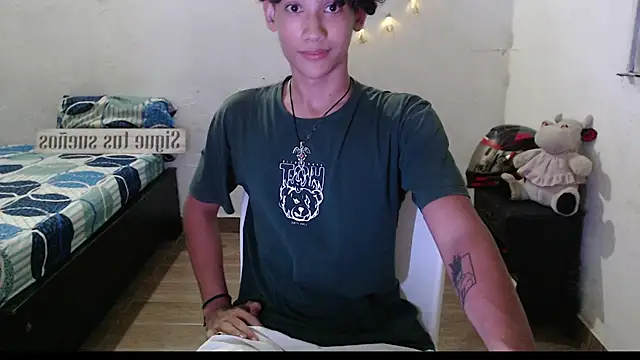 jake willianss online show from December 2024 04:50:02 AM