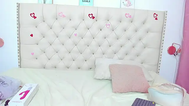 Snapshot of Kim_Eli chatting on March 2025 07:49:02 PM Kim Eli online show from March 2025 07:49:02 PM