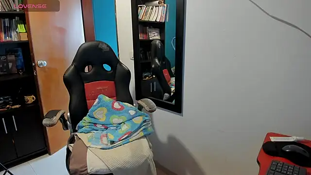 peanut tangerine online show from September 2025 05:02:02 PM