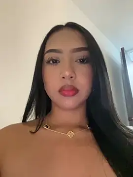 Snapshot of SOPHIACANDY19_ chatting on October 2025 09:59:01 PM SOPHIACANDY19 online show from October 2025 09:59:01 PM