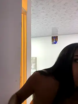 Snapshot of SOPHIACANDY19_ chatting on November 2025 10:31:02 PM SOPHIACANDY19 online show from November 2025 10:31:02 PM