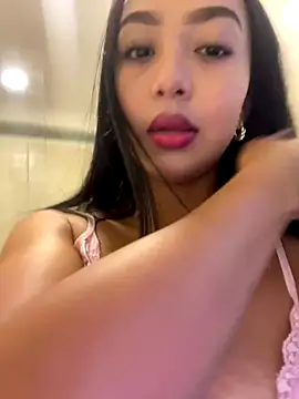 Snapshot of SOPHIACANDY19_ chatting on November 2025 11:16:01 PM SOPHIACANDY19 online show from November 2025 11:16:01 PM