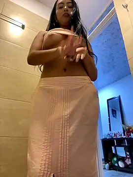 Snapshot of SOPHIACANDY19_ chatting on November 2025 09:46:01 PM SOPHIACANDY19 online show from November 2025 09:46:01 PM