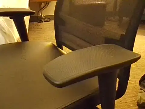 Snapshot of overaveragefreak4you chatting on December 2024 04:32:01 PM overaveragefreak4you online show from December 2024 04:32:01 PM