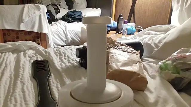 Snapshot of overaveragefreak4you chatting on January 2025 06:45:01 AM overaveragefreak4you online show from January 2025 06:45:01 AM