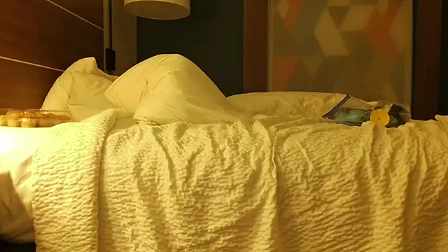 Snapshot of overaveragefreak4you chatting on September 2025 09:22:02 AM overaveragefreak4you online show from September 2025 09:22:02 AM