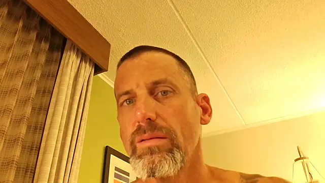 Snapshot of overaveragefreak4you chatting on October 2025 12:24:02 PM overaveragefreak4you online show from October 2025 12:24:02 PM