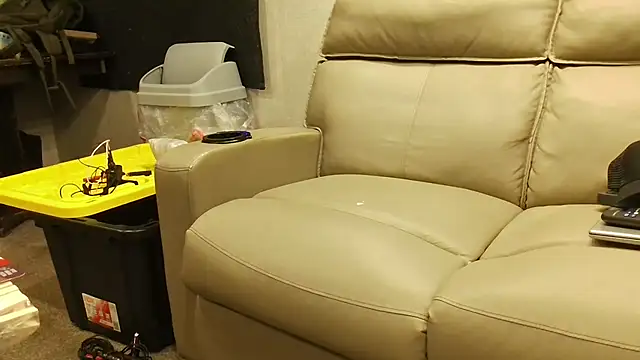 overaveragefreak4you online show from January 2026 09:12:01 AM