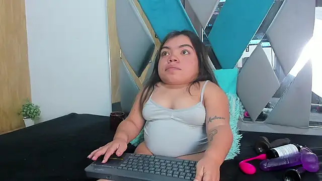 Michelle Brooks online show from January 2025 07:31:01 PM