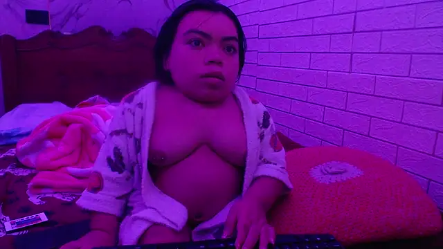 Michelle Brooks online show from February 2025 02:12:01 AM