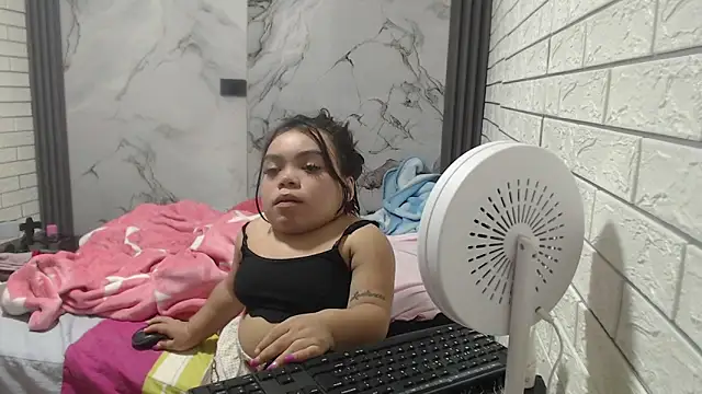 Michelle Brooks online show from March 2025 04:24:02 AM