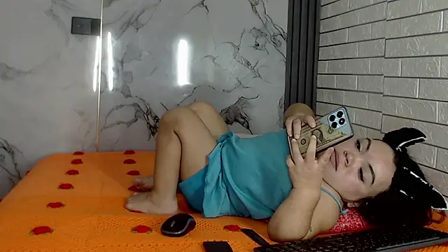 Michelle Brooks online show from March 2025 12:04:02 PM