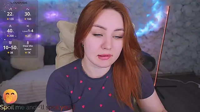 Snapshot of LovelyBell chatting on February 2025 06:48:01 AM LovelyBell online show from February 2025 06:48:01 AM