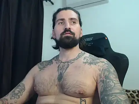 MateoHunk online show from September 2025 09:44:02 AM