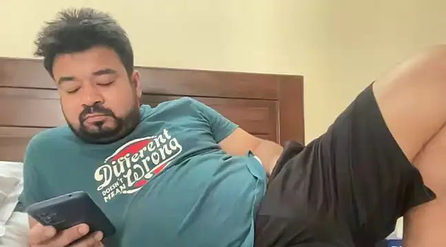 coolboy6566 online show from March 2025 07:11:01 AM