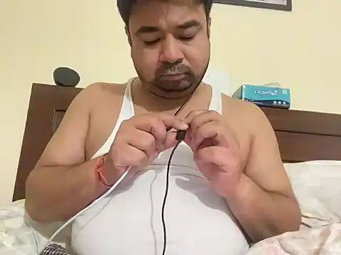 coolboy6566 online show from February 2026 06:55:02 PM