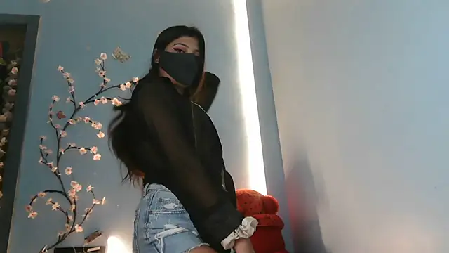 Reena Singh53 online show from October 2025 03:11:01 PM