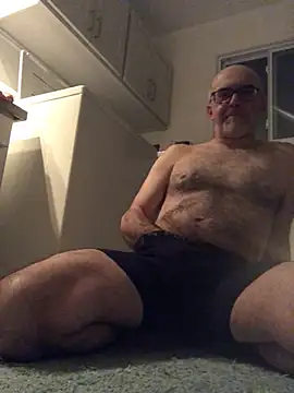 Snapshot of MaxVain chatting on March 2025 03:25:01 AM MaxVain online show from March 2025 03:25:01 AM