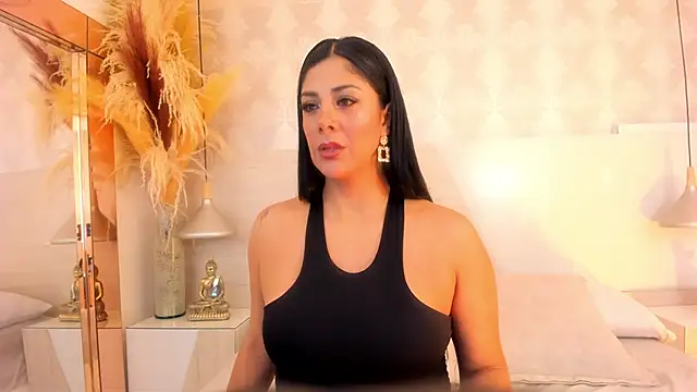 Snapshot of IvannaAnggel chatting on October 2025 12:26:02 PM IvannaAnggel online show from October 2025 12:26:02 PM