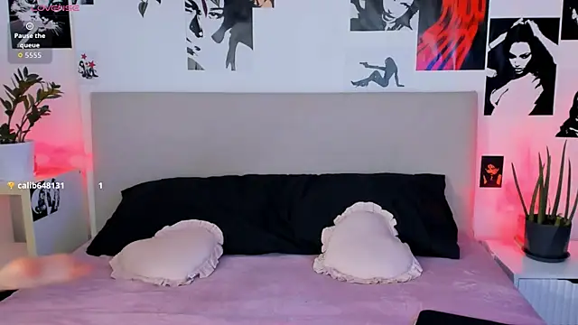 Snapshot of Lisa_Moones chatting on October 2025 06:30:02 PM Lisa Moones online show from October 2025 06:30:02 PM