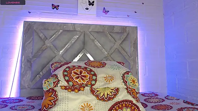 Snapshot of tami_vega chatting on June 2026 12:22:02 PM tami vega online show from June 2026 12:22:02 PM