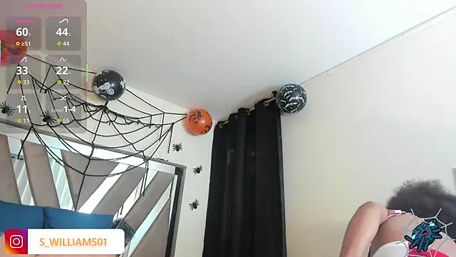 sara williams01 online show from November 2025 01:24:03 PM