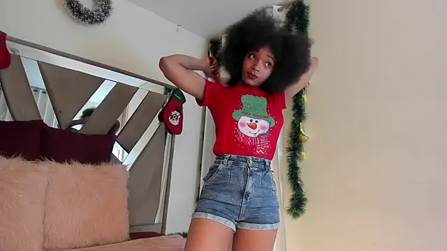 Snapshot of sara_williams01 chatting on December 2025 01:41:02 PM sara williams01 online show from December 2025 01:41:02 PM