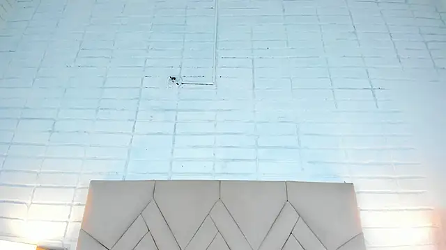 Isis Osman online show from March 2025 11:37:02 PM