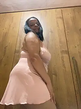 Snapshot of lomagata chatting on November 2025 02:58:01 AM lomagata online show from November 2025 02:58:01 AM