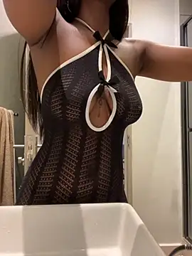 Snapshot of mmbaliii chatting on November 2025 10:48:02 AM mmbaliii online show from November 2025 10:48:02 AM