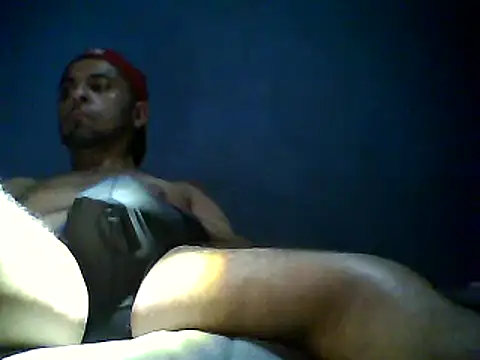 Snapshot of Vago745 chatting on December 2024 07:06:02 AM Vago745 online show from December 2024 07:06:02 AM