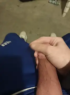 Snapshot of casper0303 chatting on January 2025 10:28:01 PM casper0303 online show from January 2025 10:28:01 PM