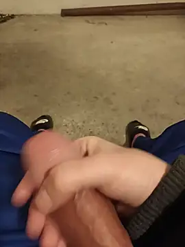 Snapshot of casper0303 chatting on March 2025 02:19:02 AM casper0303 online show from March 2025 02:19:02 AM