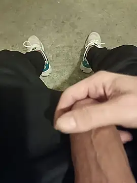 Snapshot of casper0303 chatting on March 2025 10:02:02 PM casper0303 online show from March 2025 10:02:02 PM