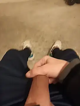 Snapshot of casper0303 chatting on March 2025 04:40:02 PM casper0303 online show from March 2025 04:40:02 PM