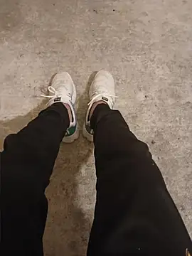 Snapshot of casper0303 chatting on March 2026 09:32:02 PM casper0303 online show from March 2026 09:32:02 PM